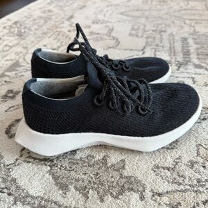 Allbirds Women's Tree Dasher 2 sneakers. Natural Black (Blizzard Sole)